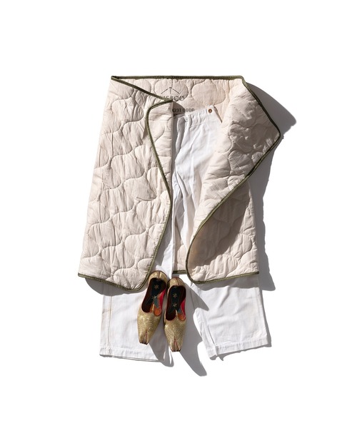 PUEBCO（プエブコ）の「VINTAGE PARACHUTE LINE QUILTED BLANKET（ブランケット・メンズ・ホワイト×グリーン/ホワイト×ホワイト・ONE SIZE）」の2枚目の写真