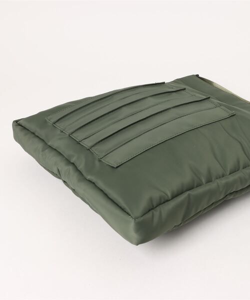 UN3D.(アンスリード)の「MA-1 POCKET TOTE / MA-1ポケットトート(トートバッグ・レディース・ブラック/カーキ/ベージュ・FREE)」の11枚目の写真