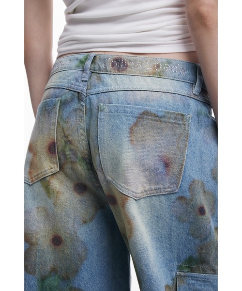 Desigual（デシグアル）の「【Desigual×Collina Strada】GLENDALECOLLINA ストリートカーゴデニム（デニムパンツ・レディース・ブルー・L/M/XL）」の5枚目の写真