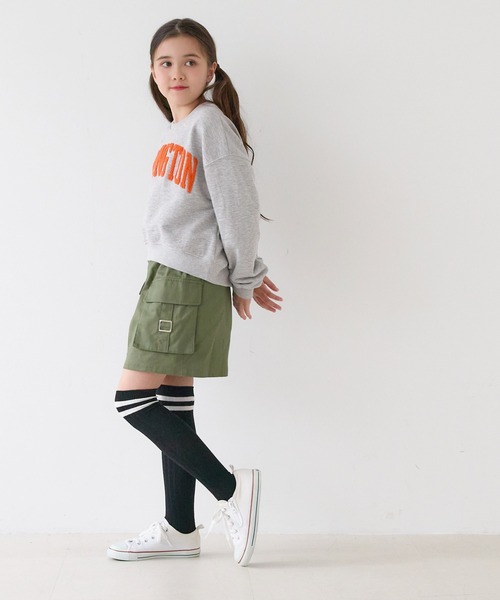 coca(coca)(コカ)の「キッズ 親子お揃いヘビーウェイト刺繍スウェットトップス(スウェット・キッズ・グレー/チャコール/ライトグレー/ホワイト・150/140/130/120)」の19枚目の写真