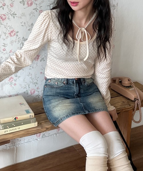 by muni:r（バイ ムニール）の「ドットロングスリーブUネックTシャツ（Tシャツ/カットソー・レディース・ブラック/クリーム・FREE）」の15枚目の写真