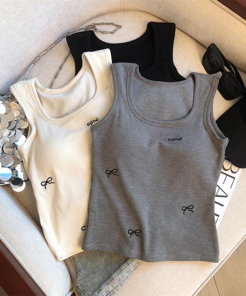 Revo.(レボ)の「【パッド付き】ミニリボン 刺繍 キャミソール タンクトップ ブラトップ(タンクトップ・レディース・アイボリー/ブラック/グレー・FREE)」の5枚目の写真