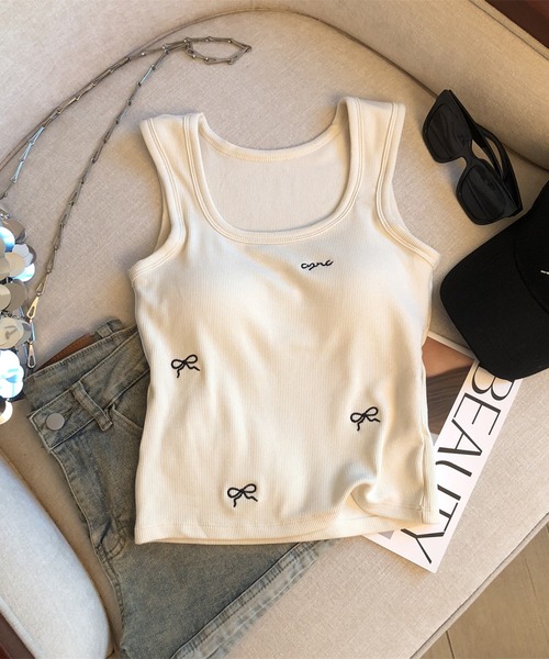 Revo.(レボ)の「【パッド付き】ミニリボン 刺繍 キャミソール タンクトップ ブラトップ(タンクトップ・レディース・アイボリー/ブラック/グレー・FREE)」の6枚目の写真