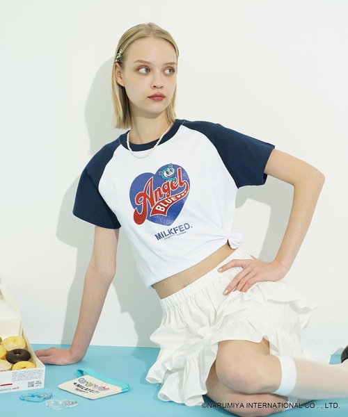 MILKFED.（ミルクフェド）の「MILKFED. × ANGEL BLUE FLAT POUCH（ポーチ・レディース・ホワイト・ONE SIZE）」の5枚目の写真