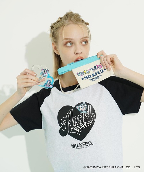 MILKFED.（ミルクフェド）の「MILKFED. × ANGEL BLUE FLAT POUCH（ポーチ・レディース・ホワイト・ONE SIZE）」の4枚目の写真
