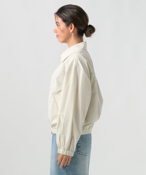 BAYFLOW（ベイフロー）の「[軽量!!シワになりにくい]Ｗジップギャザーブルゾン（ブルゾン・レディース・アイボリー/ブラック・SMALL/MEDIUM）」の18枚目の写真