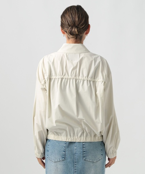 BAYFLOW（ベイフロー）の「[軽量!!シワになりにくい]Ｗジップギャザーブルゾン（ブルゾン・レディース・アイボリー/ブラック・SMALL/MEDIUM）」の19枚目の写真