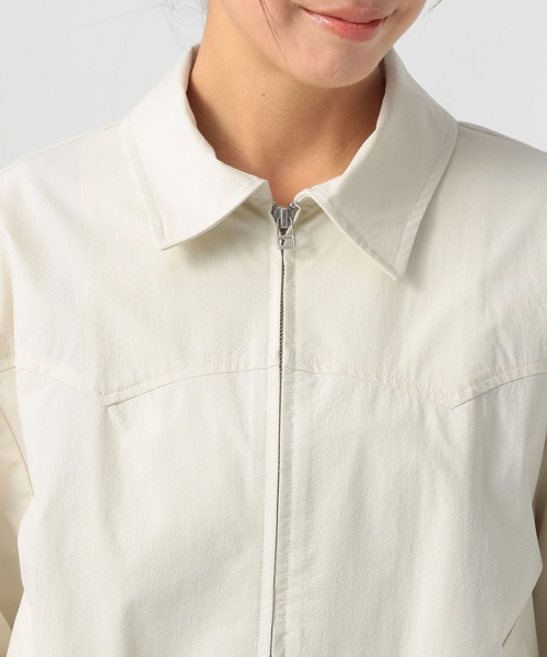 BAYFLOW（ベイフロー）の「[軽量!!シワになりにくい]Ｗジップギャザーブルゾン（ブルゾン・レディース・アイボリー/ブラック・SMALL/MEDIUM）」の20枚目の写真