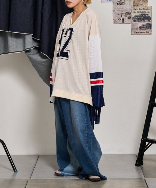 etsinta（エシンタ）の「【etsinta】リメイクゲームフリンジオーバーシャツ（Tシャツ/カットソー・レディース・グレー/レッド・ONE SIZE）」の12枚目の写真