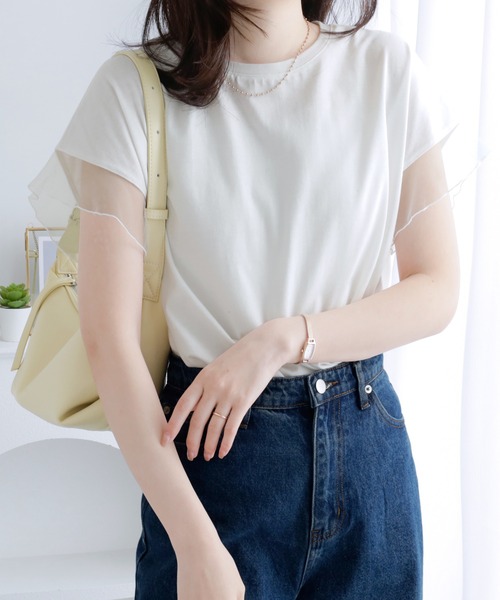 alotta(アロッタ)の「チュールの抜け感が可愛いく涼しい! 袖チュールデザイン綿混Tシャツ【6サイズ展開】(Tシャツ/カットソー・レディース・ライトグリーン/ブラック/ダークラベンダー/グレイッシュベージュ/ネイビー/ホワイト・LL/L/M/3L/4L/5L)」の2枚目の写真