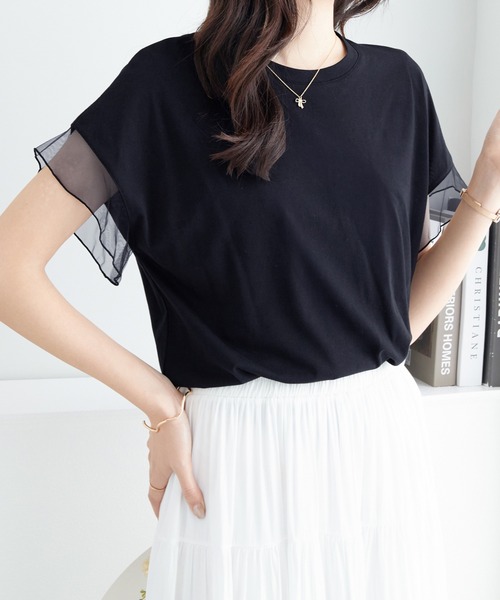 alotta(アロッタ)の「チュールの抜け感が可愛いく涼しい! 袖チュールデザイン綿混Tシャツ【6サイズ展開】(Tシャツ/カットソー・レディース・ライトグリーン/ブラック/ダークラベンダー/グレイッシュベージュ/ネイビー/ホワイト・LL/L/M/3L/4L/5L)」の7枚目の写真