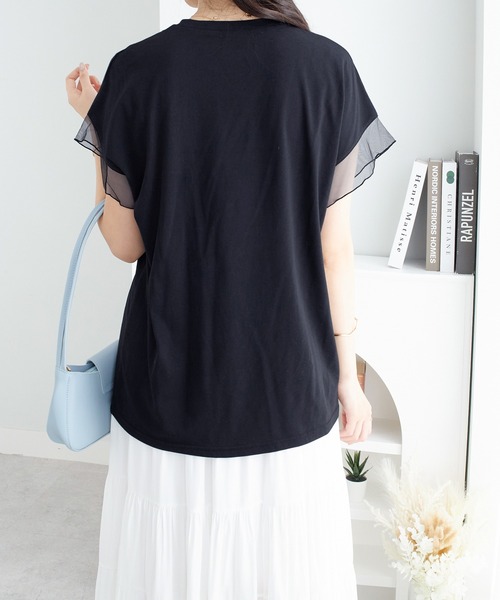alotta(アロッタ)の「チュールの抜け感が可愛いく涼しい! 袖チュールデザイン綿混Tシャツ【6サイズ展開】(Tシャツ/カットソー・レディース・ライトグリーン/ブラック/ダークラベンダー/グレイッシュベージュ/ネイビー/ホワイト・LL/L/M/3L/4L/5L)」の12枚目の写真
