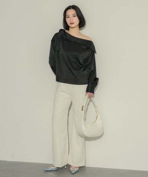 NEUNA(ヌナ)の「バイカラーストラップミュール(パンプス・レディース・アイボリー/ブルー・36/39/38)」の15枚目の写真