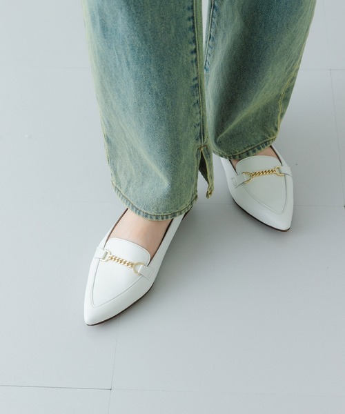 RODE SKO（ロデスコ）の「『MADE IN JAPAN』プチチェーンフラットシューズ（ローファー・レディース・ライトグレー/ホワイト/ブラック・36/37/38）」の21枚目の写真