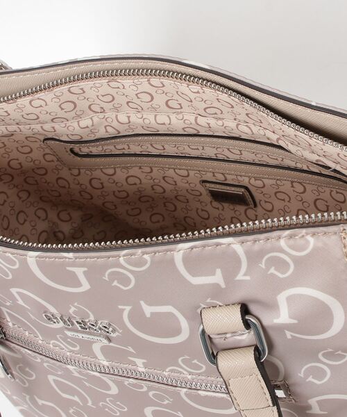 Guess(ゲス)の「MADIX Tote トートバッグ(トートバッグ・レディース・キャメル・ONE SIZE)」の16枚目の写真