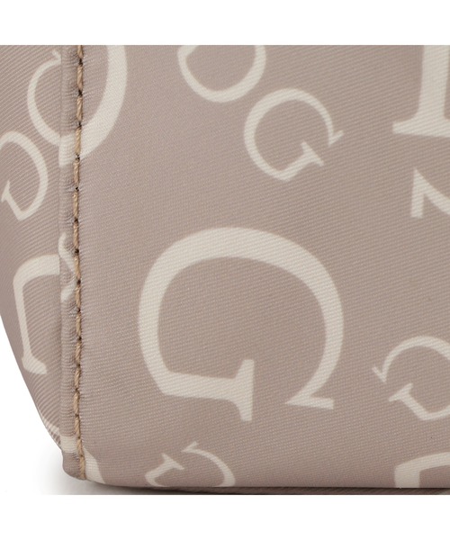 Guess(ゲス)の「MADIX Tote トートバッグ(トートバッグ・レディース・キャメル・ONE SIZE)」の6枚目の写真