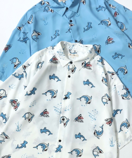 Lazar(ラザル)の「Animal Allover Shirts/接触冷感 イージーケア オーバーサイズ アニマル 総柄 イヌ ネコ サメ ペンギン レギュラーカラー 半袖シャツ/レディース メンズ(シャツ/ブラウス・レディース・ベージュ/ホワイト/ホワイト系その他/グリーン/ホワイト系その他3/ブラック/ブラック系その他2/ブラック系その他/ホワイト系その他2/ブルー/グレイッシュブルー/ブラック系その他3/グレー/ネイビー/ベージュ系その他/アイボリー/サックスブルー/ミント/ホワイト系その他4/ホワイト系その他5/ブルー系その他/ブラック系その他5/ホワイト系その他6/ブラック系その他7/ブラック系その他4/ブルー系その他2/ブラック系/ブラック系その他6/ネイビー系・M/L)」の7枚目の写真
