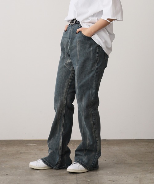 ROOPTOKYO(ループトウキョウ)の「Washed Flared Denim Pants / ウォッシュ加工 フレアデニムパンツ ブリーチ加工(デニムパンツ・メンズ・ブルー/イエロー/ブラック/ライトブルー・M/L)」の4枚目の写真