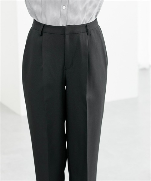 7days Life Styling(セブンデイズライフスタイリング)の「9分丈テーパードパンツ(スラックス・レディース・ブラック・S/M/L/LL/3L)」の2枚目の写真