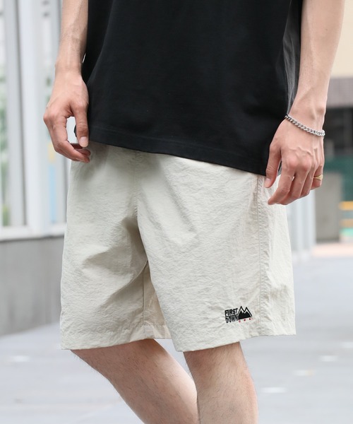 FIRST DOWN(ファーストダウン)の「【FIRST DOWN/ファーストダウン】COZY SHORTS TASLAN NYLON/コジーショーツ タスランナイロン(その他パンツ・メンズ・ネイビー/ブラック/ブルー/ミント/レオパード/レッド/ブルー系1/ライトベージュ/グリーン/ブラック系その他/キャメル/グレー系その他・L/M/XL)」の4枚目の写真
