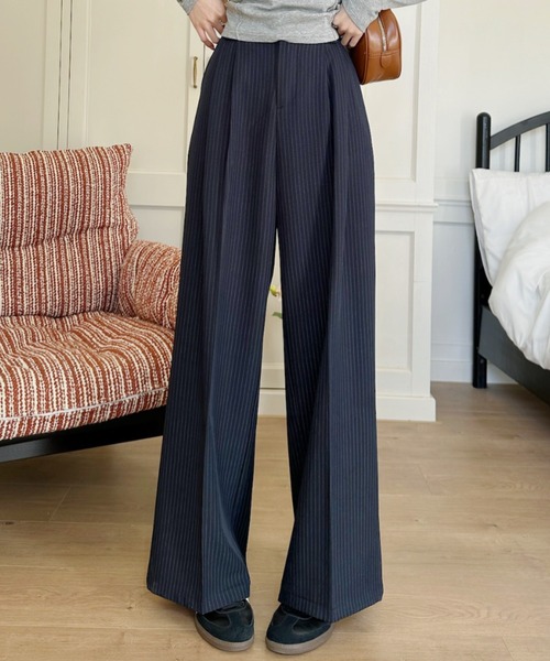Ada.（エイダ）の「ピンストライプ ワイド スラックス（スラックス・レディース・アイボリー/ブラック/グレー/ネイビー/ベージュ/ブラウン・M/L/S）」の6枚目の写真
