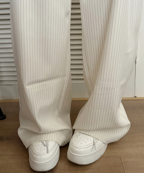 Ada.（エイダ）の「ピンストライプ ワイド スラックス（スラックス・レディース・アイボリー/ブラック/グレー/ネイビー/ベージュ/ブラウン・M/L/S）」の21枚目の写真