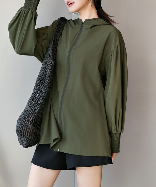 【UVカット率99%以上】レディース水着ぽわん袖が可愛い。長袖フード付きハイネックフレアラッシュパーカー