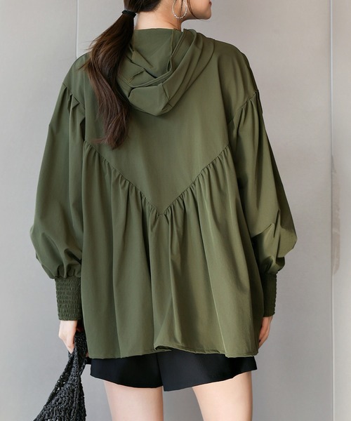 【UVカット率99%以上】レディース水着ぽわん袖が可愛い。長袖フード付きハイネックフレアラッシュパーカー