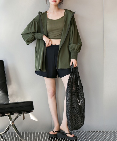 【UVカット率99%以上】レディース水着ぽわん袖が可愛い。長袖フード付きハイネックフレアラッシュパーカー