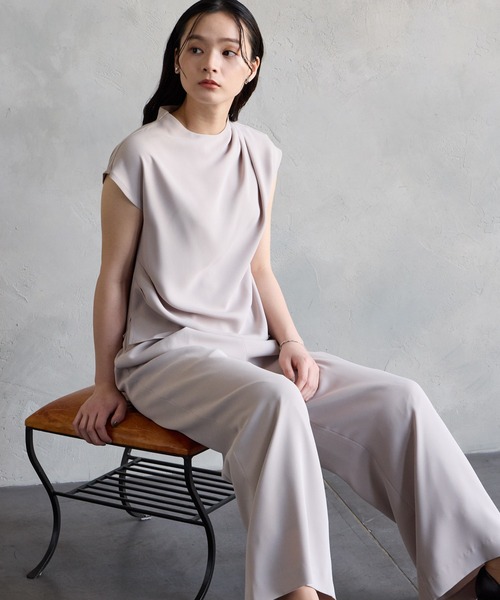 AIMER(エメ)の「ダブルクロスワイドストレートパンツ(その他パンツ・レディース・ベージュ/ネイビー・MEDIUM)」の6枚目の写真