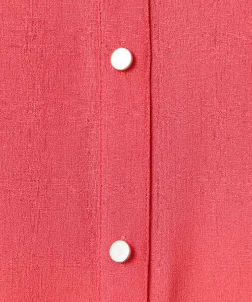 ITS'DEMO（イッツデモ）の「【UVケア／吸水速乾／洗濯機OK／冷感】麻調合繊前開きワンピース＜ラク服シリーズ＞（ワンピース・レディース・レッド系/ピンク系その他/ブルー/ネイビー・00）」の10枚目の写真