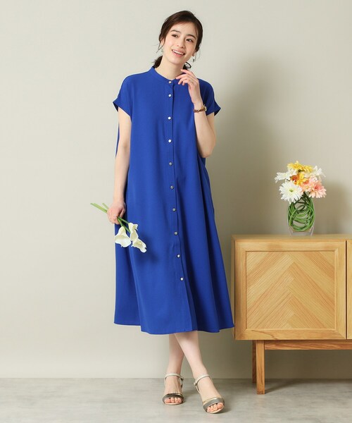 ITS'DEMO（イッツデモ）の「【UVケア／吸水速乾／洗濯機OK／冷感】麻調合繊前開きワンピース＜ラク服シリーズ＞（ワンピース・レディース・レッド系/ピンク系その他/ブルー/ネイビー・00）」の12枚目の写真