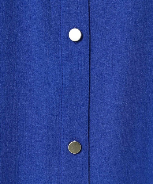 ITS'DEMO（イッツデモ）の「【UVケア／吸水速乾／洗濯機OK／冷感】麻調合繊前開きワンピース＜ラク服シリーズ＞（ワンピース・レディース・レッド系/ピンク系その他/ブルー/ネイビー・00）」の14枚目の写真