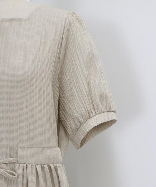 BLUEEAST(ブルーイースト)の「ハートネックティアード半袖ワンピース(ワンピース・レディース・ブラック/ベージュ/ネイビー/サックスブルー・SHORT/LONG)」の16枚目の写真