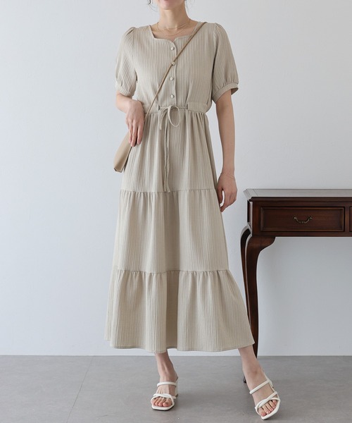 BLUEEAST(ブルーイースト)の「ハートネックティアード半袖ワンピース(ワンピース・レディース・ブラック/ベージュ/ネイビー/サックスブルー・SHORT/LONG)」の13枚目の写真