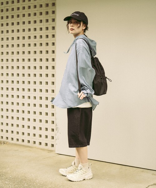FREAK'S STORE(フリークスストア)の「限定展開 YOU YOUR/ユーユアー ワンポイントロゴ ナップサック(バックパック/リュック・メンズ・ブラック/オフホワイト・ONE SIZE)」の5枚目の写真
