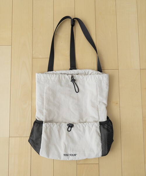 FREAK'S STORE(フリークスストア)の「限定展開 YOU YOUR/ユーユアー ワンポイントロゴ ナップサック(バックパック/リュック・メンズ・ブラック/オフホワイト・ONE SIZE)」の15枚目の写真