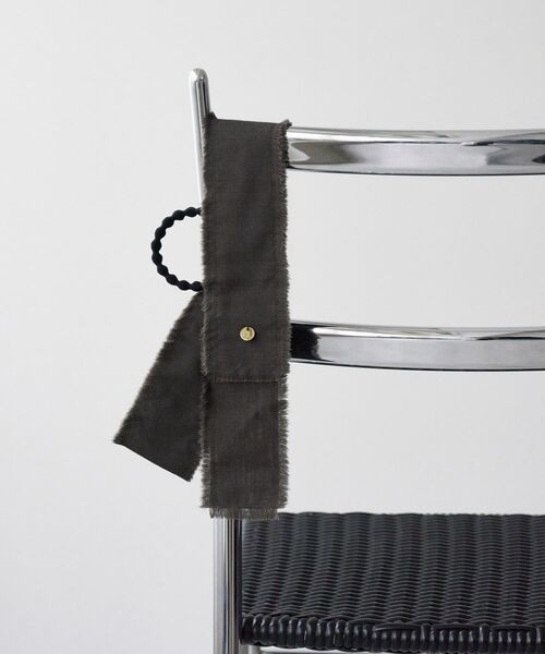 LANVIN en Bleu（ランバンオンブルー）の「フリンジロングリボンヘアゴム（ヘアゴム・レディース・ブラック/チャコールグレー・FREE）」の6枚目の写真