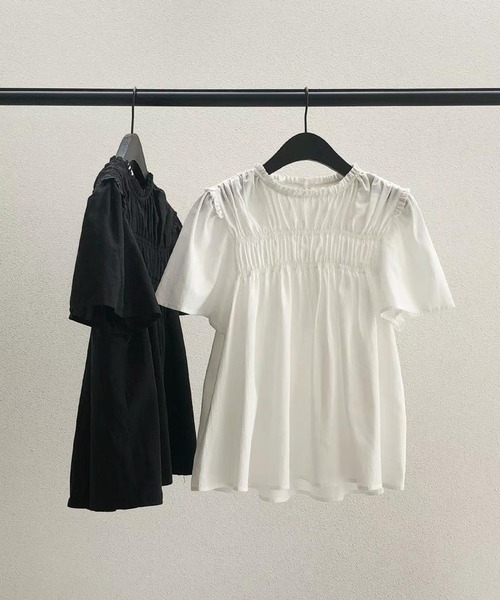 on:nue】フリルネックシャーリングブラウス/2025 SS COLLECTION
