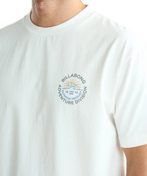 BILLABONG（ビラボン）の「BILLABONG メンズ 【A/DIV.】 ROCKIES Tシャツ 【2025年夏モデル】/ビラボンバックプリント半袖Tシャツ（Tシャツ/カットソー・メンズ・ホワイト/ブラック/ブルー系その他・LARGE/MEDIUM/X-LARGE）」の7枚目の写真
