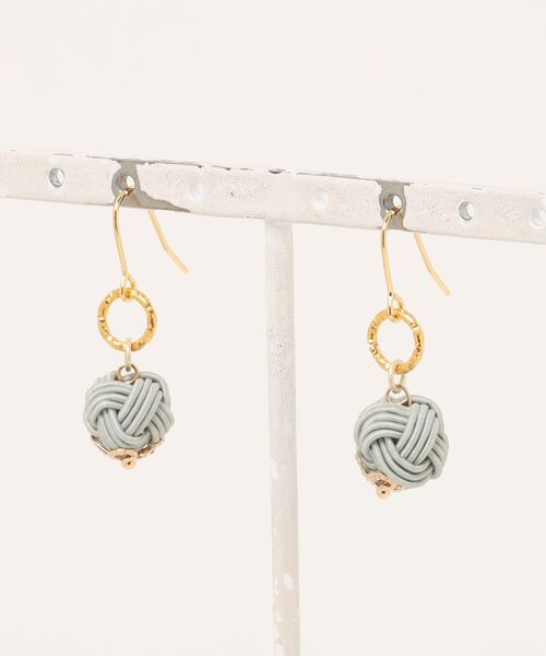 tone（トーン）の「【Shin】[Shin]水引の玉結びピアス(MA)（ピアス（両耳用）・レディース・ブルー系その他/ネイビー/ホワイト/ダークグリーン/パープル/ベージュ系その他/サックスブルー/ブラック/クリーム/ベージュ系2/ブルー・FREE）」の10枚目の写真