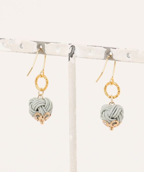 tone（トーン）の「【Shin】[Shin]水引の玉結びピアス(MA)（ピアス（両耳用）・レディース・ブルー系その他/ネイビー/ホワイト/ダークグリーン/パープル/ベージュ系その他/サックスブルー/ブラック/クリーム/ベージュ系2/ブルー・FREE）」の19枚目の写真