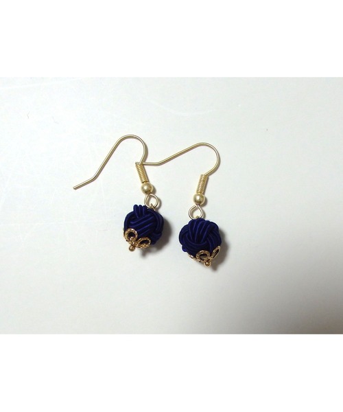 tone（トーン）の「【Shin】[Shin]水引の玉結びピアス(MA)（ピアス（両耳用）・レディース・ブルー系その他/ネイビー/ホワイト/ダークグリーン/パープル/ベージュ系その他/サックスブルー/ブラック/クリーム/ベージュ系2/ブルー・FREE）」の15枚目の写真