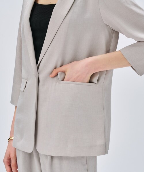 cloenc（クロエンス）の「【セットアップ／手洗い可】ドライタッチハーフスリーブジャケット（テーラードジャケット・レディース・ダークブラウン/グレー/スミクロ・02/01/03）」の20枚目の写真