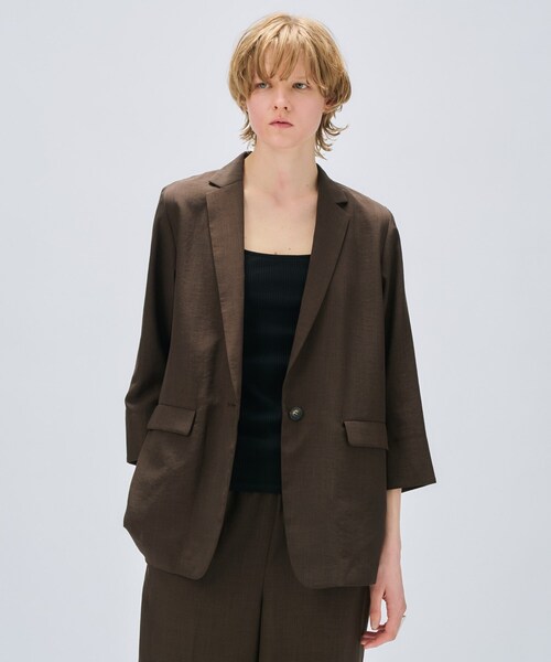 cloenc（クロエンス）の「【セットアップ／手洗い可】ドライタッチハーフスリーブジャケット（テーラードジャケット・レディース・ダークブラウン/グレー/スミクロ・02/01/03）」の4枚目の写真