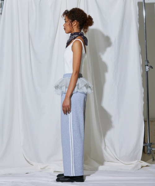 FIG&VIPER（フィグアンドバイパー）の「フリルルーズスウェットPT（スウェットパンツ・レディース・ブラック/グレー・FREE）」の12枚目の写真