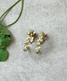 m.soeur（エムスール）の「クローバーのイヤリング＊brass（イヤリング）」