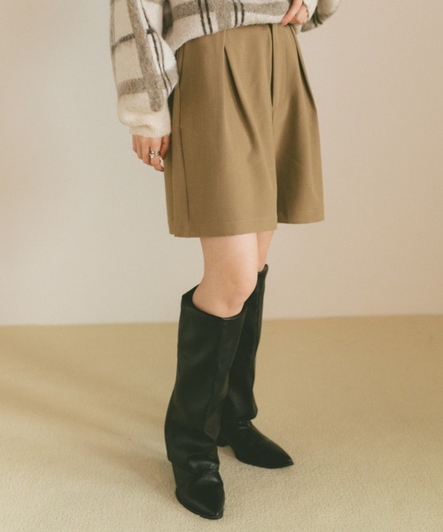 VANNIE U（ヴァニーユー）の「タックショートパンツ（その他パンツ・レディース・ブラウン/ブラック・FREE）」の12枚目の写真