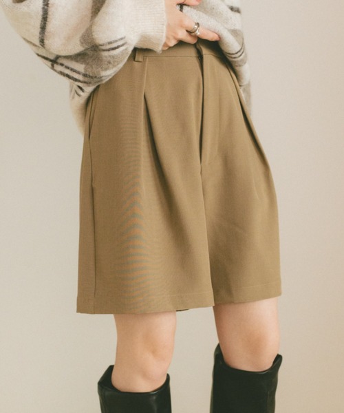 VANNIE U（ヴァニーユー）の「タックショートパンツ（その他パンツ・レディース・ブラウン/ブラック・FREE）」の11枚目の写真