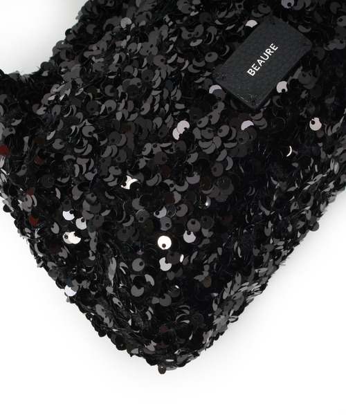 Beau're(ヴュレ)の「BEAURE Sequined Mini ショルダー Bag(ショルダーバッグ・レディース・シルバー/ブラック・FREE)」の7枚目の写真